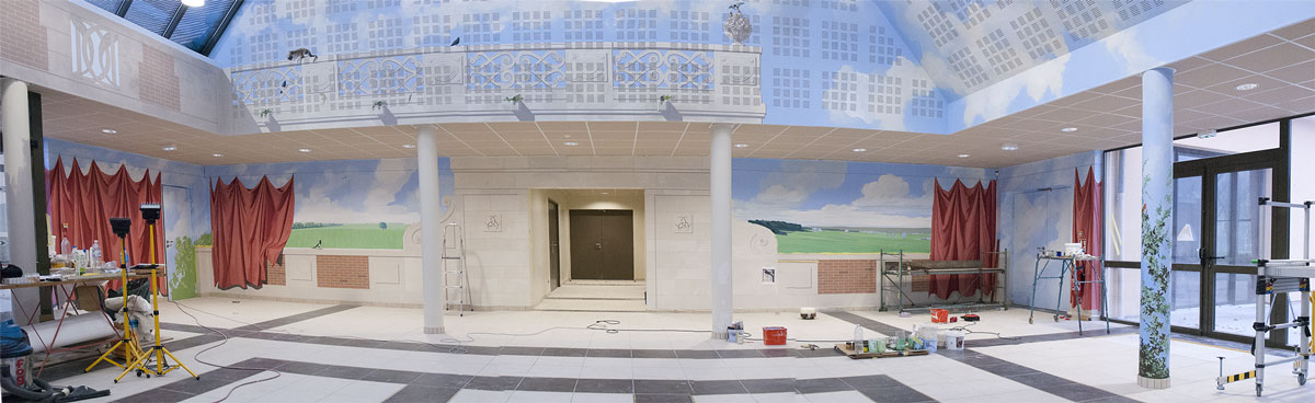 Intérieur de la salle des fêtes d'Anet pendant le chantier