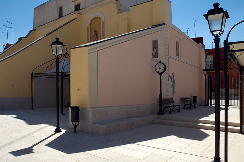 Pan de mur avec trompe l'oeil