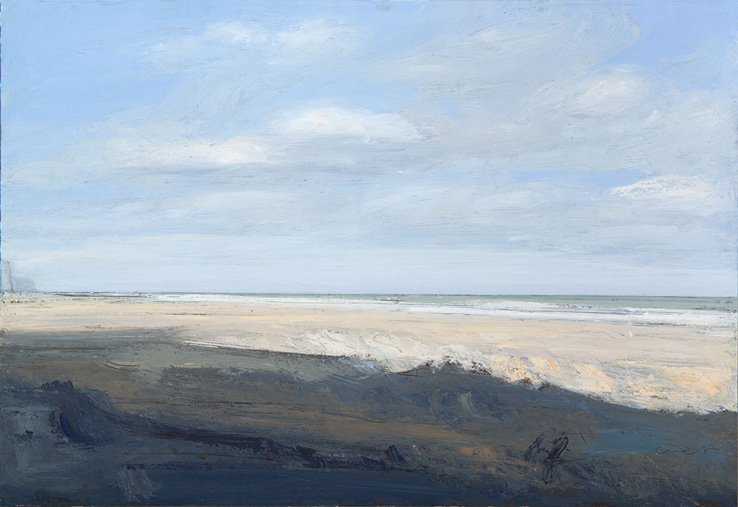 Peinture à l'huile sur bois de la mer à marée basse et de la plage sous l'ombre des falaises